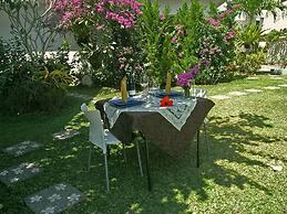 Blue Rose Villa