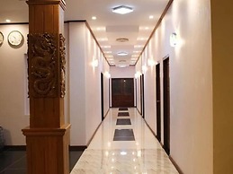 Golden Dream Hotel