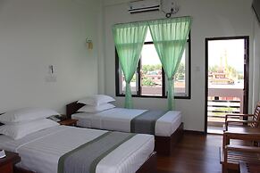Golden Dream Hotel