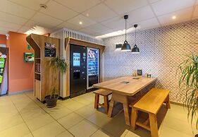 B&B HOTEL Compiègne Thourotte