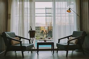 Hotel Hazel