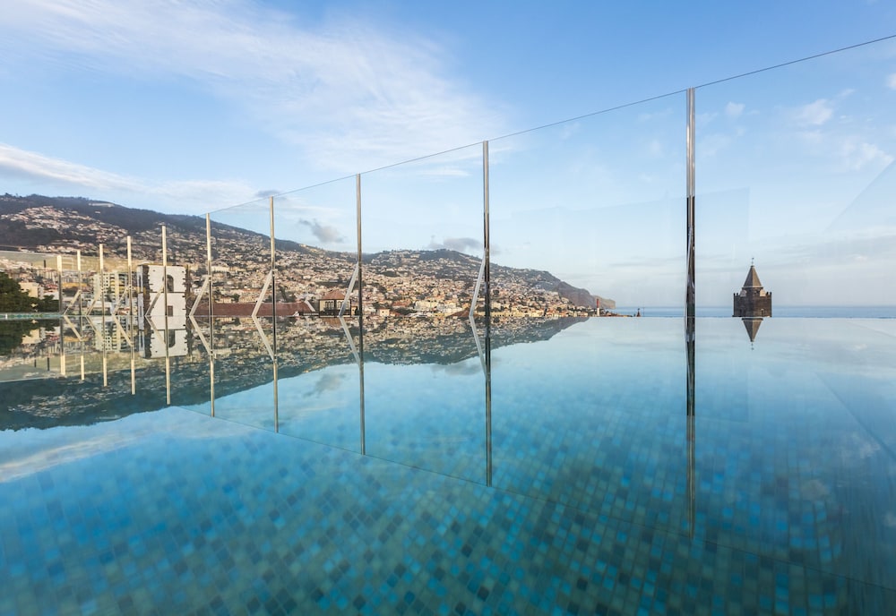 Castanheiro Boutique Hotel