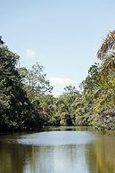 Turtle Beach Lodge