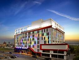 Uher Luxury Resort & Hotel