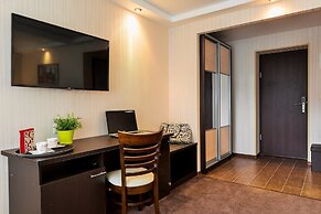 City hotel