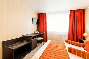 City hotel