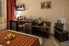 City hotel