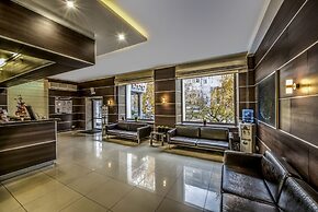 City hotel