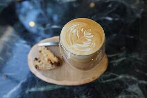 Nihao Cafe Hotel
