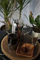 Nihao Cafe Hotel