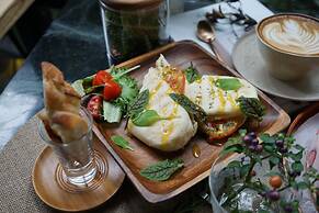 Nihao Cafe Hotel