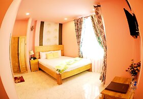Dalat Flower Hotel