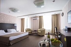 Sky Hotel