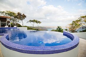 Pacaya Lodge & Spa