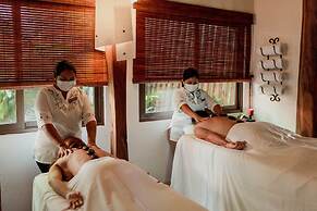 Pacaya Lodge & Spa