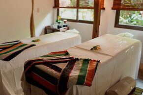 Pacaya Lodge & Spa