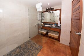Pacaya Lodge & Spa