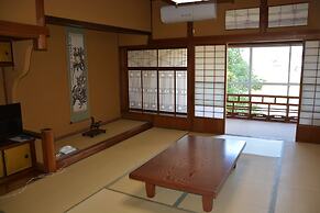Katsuzakikan