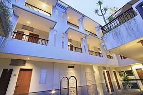 Puri Padma Hotel