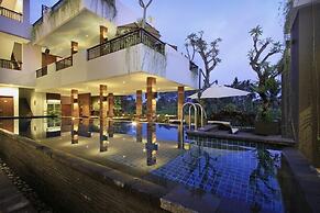 Puri Padma Hotel