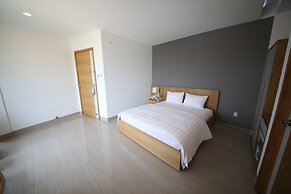 Sailing Hotel
