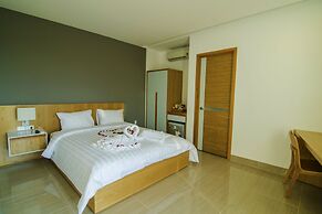 Sailing Hotel