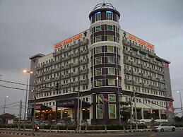 Grand Court Hotel