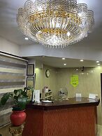 Crown Palace Inn