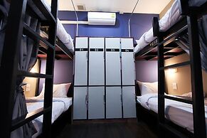 D-Well Hostel