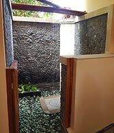 Mango Tree Inn