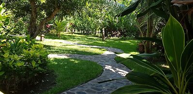 Mango Tree Inn