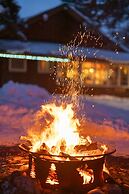 Storm Mountain Lodge Cabins & Dining