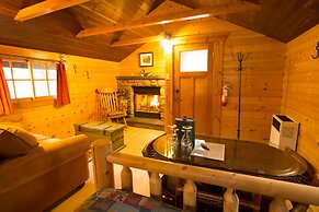 Storm Mountain Lodge Cabins & Dining