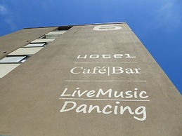 Hotel SiX