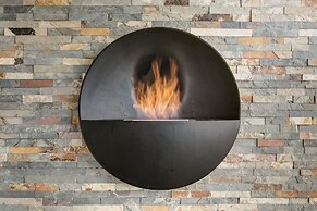 Hotel SiX