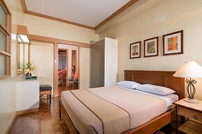 Tropicana Suites