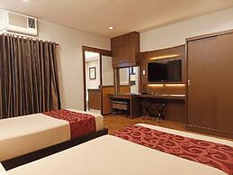 Tropicana Suites