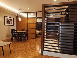 Tropicana Suites