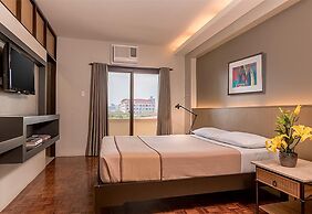 Tropicana Suites