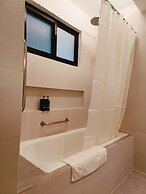 Tropicana Suites