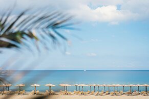 Kamari Beach Hotel