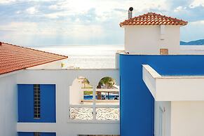 Kamari Beach Hotel