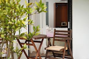 Kamari Beach Hotel