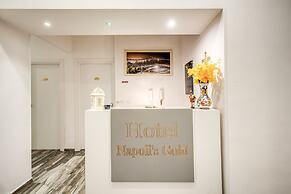 Napoli's Gold Hotel