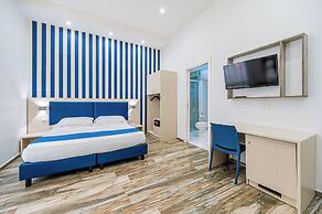 Napoli's Gold Hotel