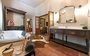 Avondrood Guest House