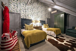 Avondrood Guest House