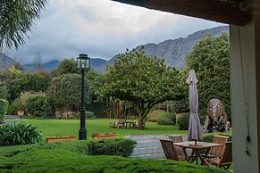 Avondrood Guest House