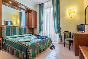 Raeli Hotel Floridia