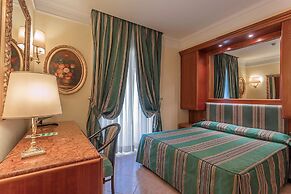 Raeli Hotel Floridia